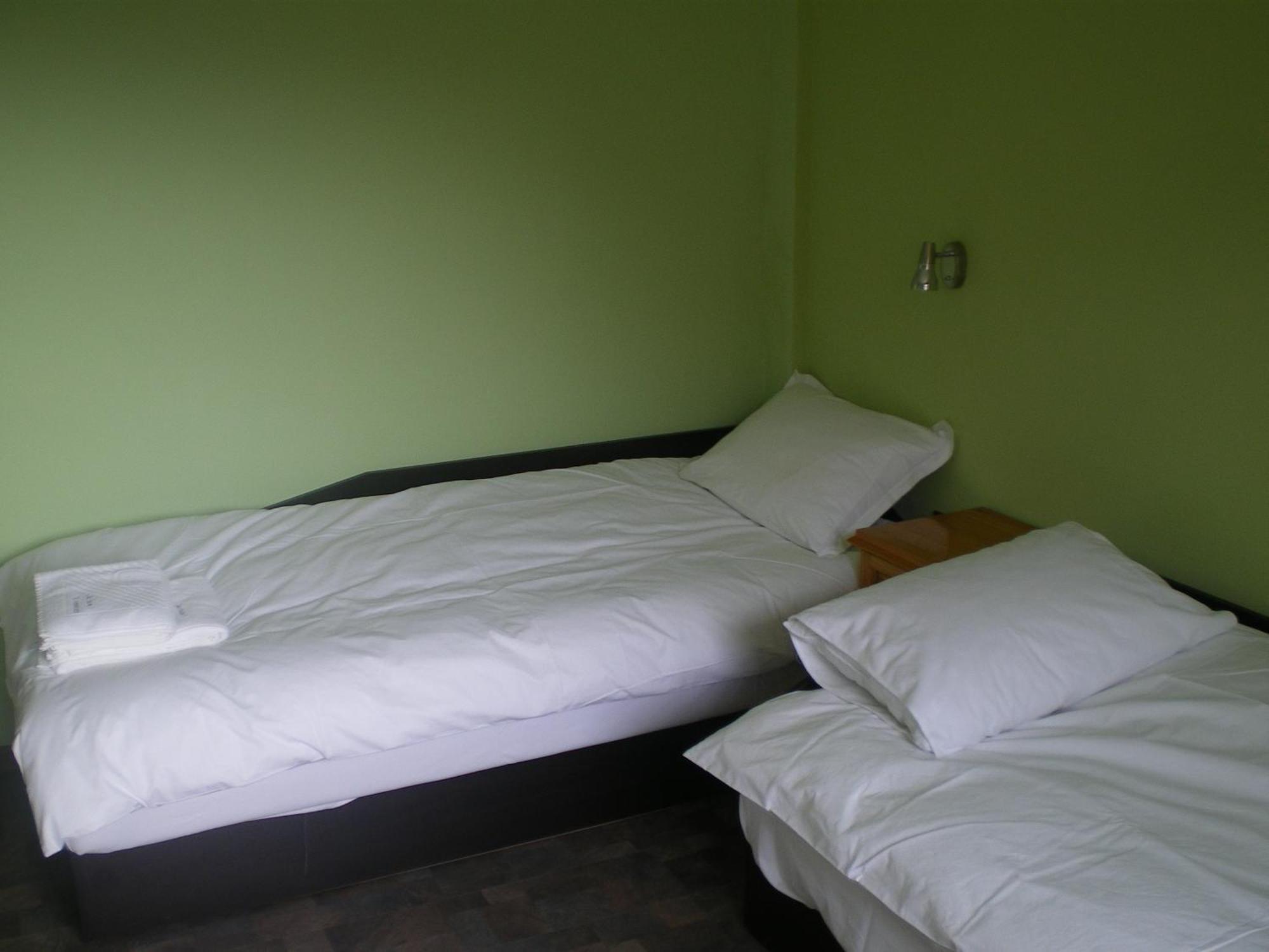 Family Hotel Balkana Apriltsi  Exterior photo